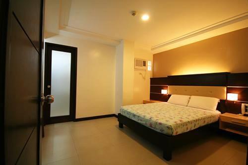 Olongapo Travel Lodge Exterior photo